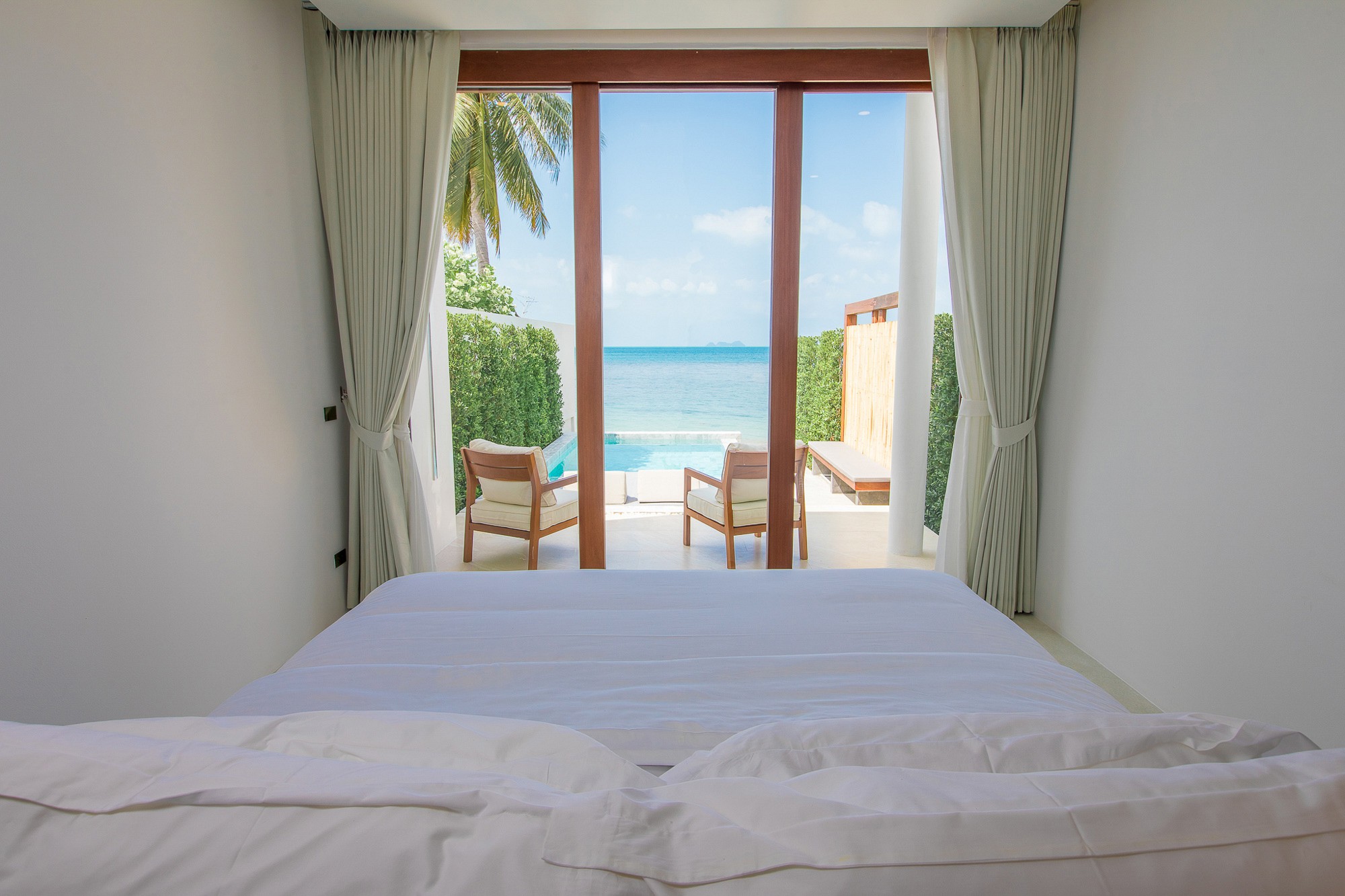 1 Bedroom Beachfront With Private Pool